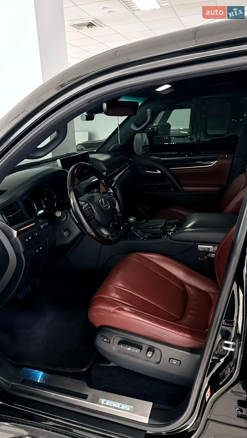 2017 Lexus LX - мініатюра 6