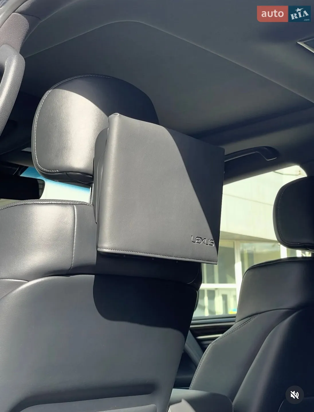 2019 Lexus LX - мініатюра 8