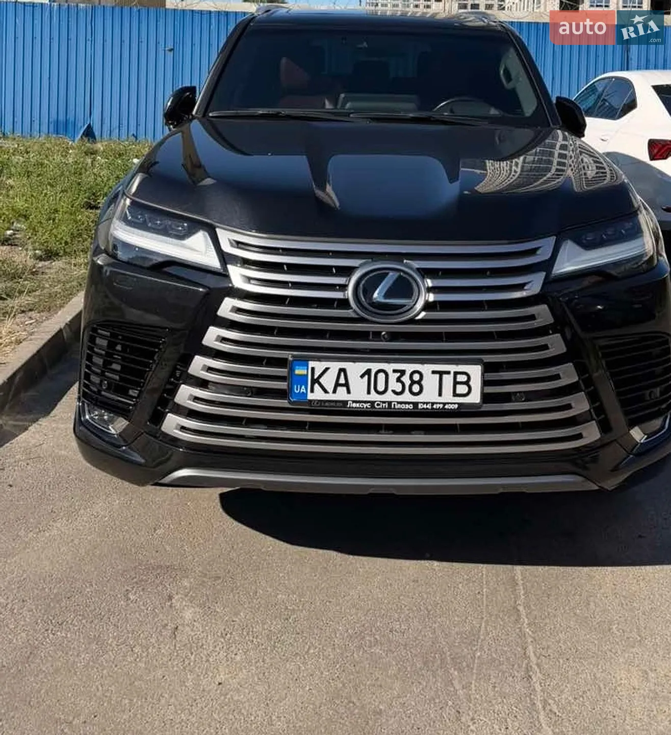 2022 Lexus LX - мініатюра 2