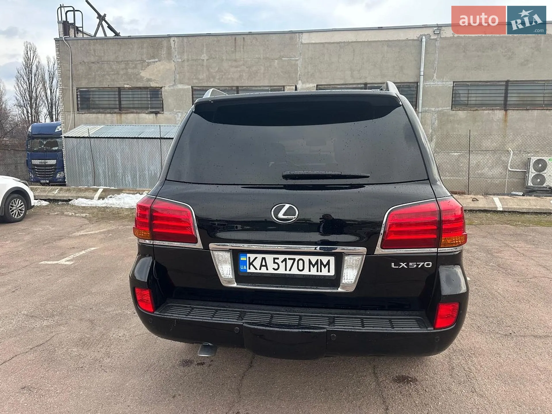 2011 Lexus LX - мініатюра 8