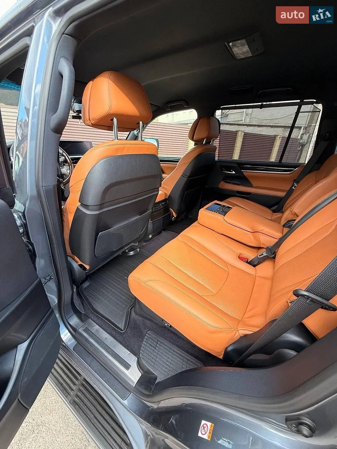 2017 Lexus LX - мініатюра 2