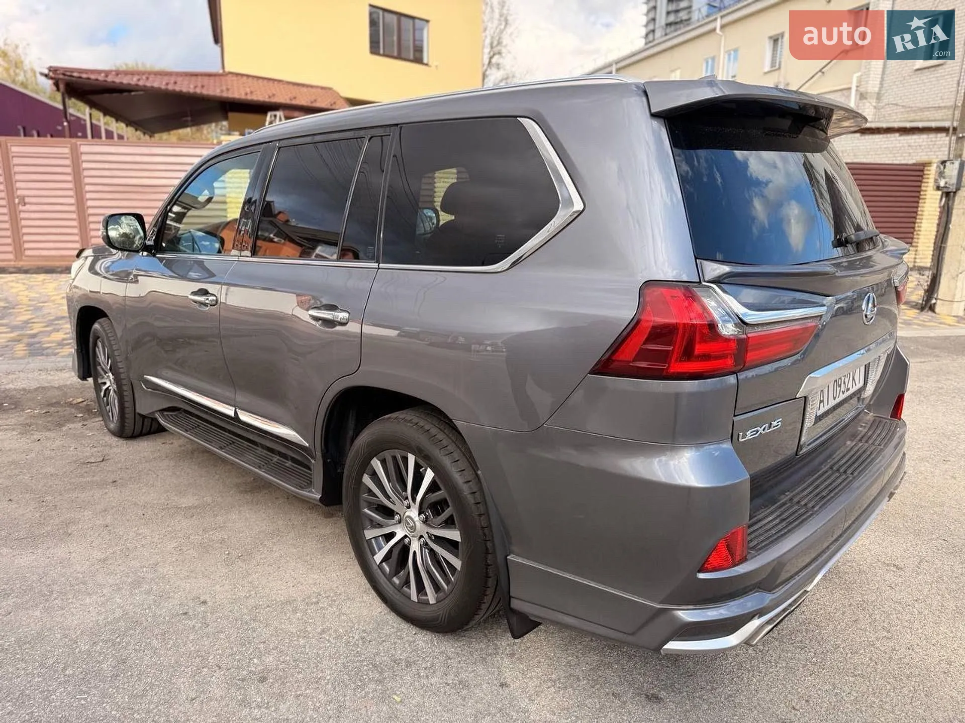 2017 Lexus LX - мініатюра 7