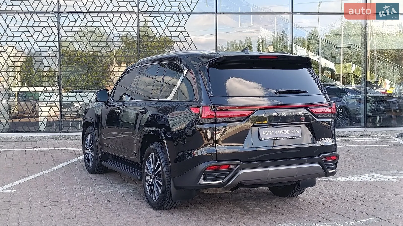 2023 Lexus LX - мініатюра 2