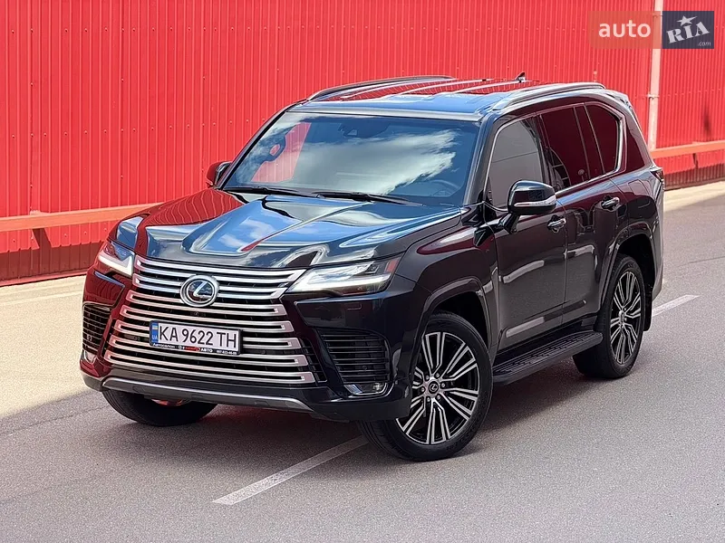 Lexus LX