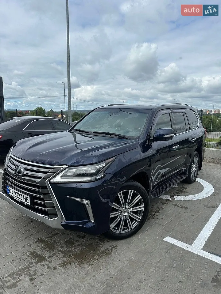 2017 Lexus LX - мініатюра 14