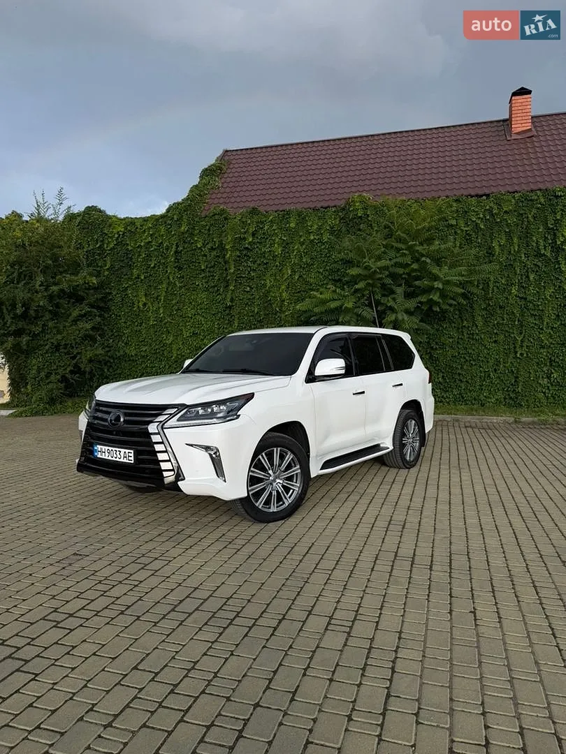 2015 Lexus LX - фото 1