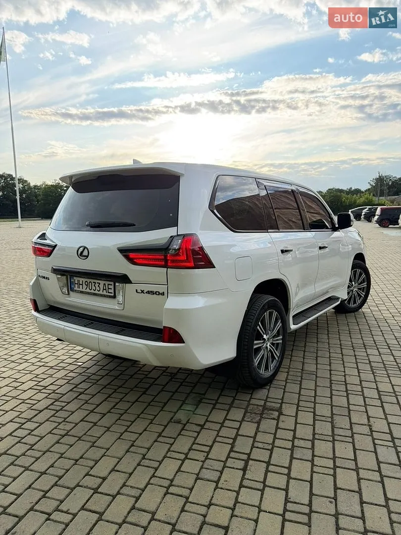 2015 Lexus LX - мініатюра 6