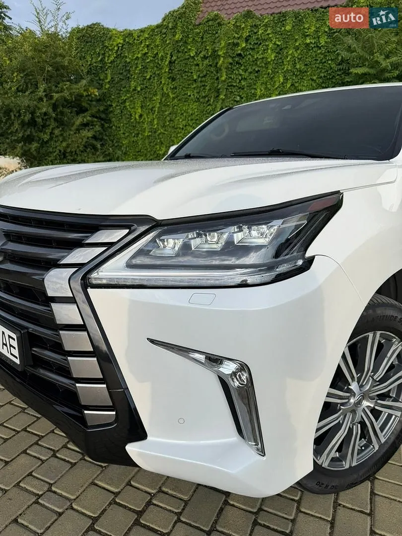 2015 Lexus LX - мініатюра 8
