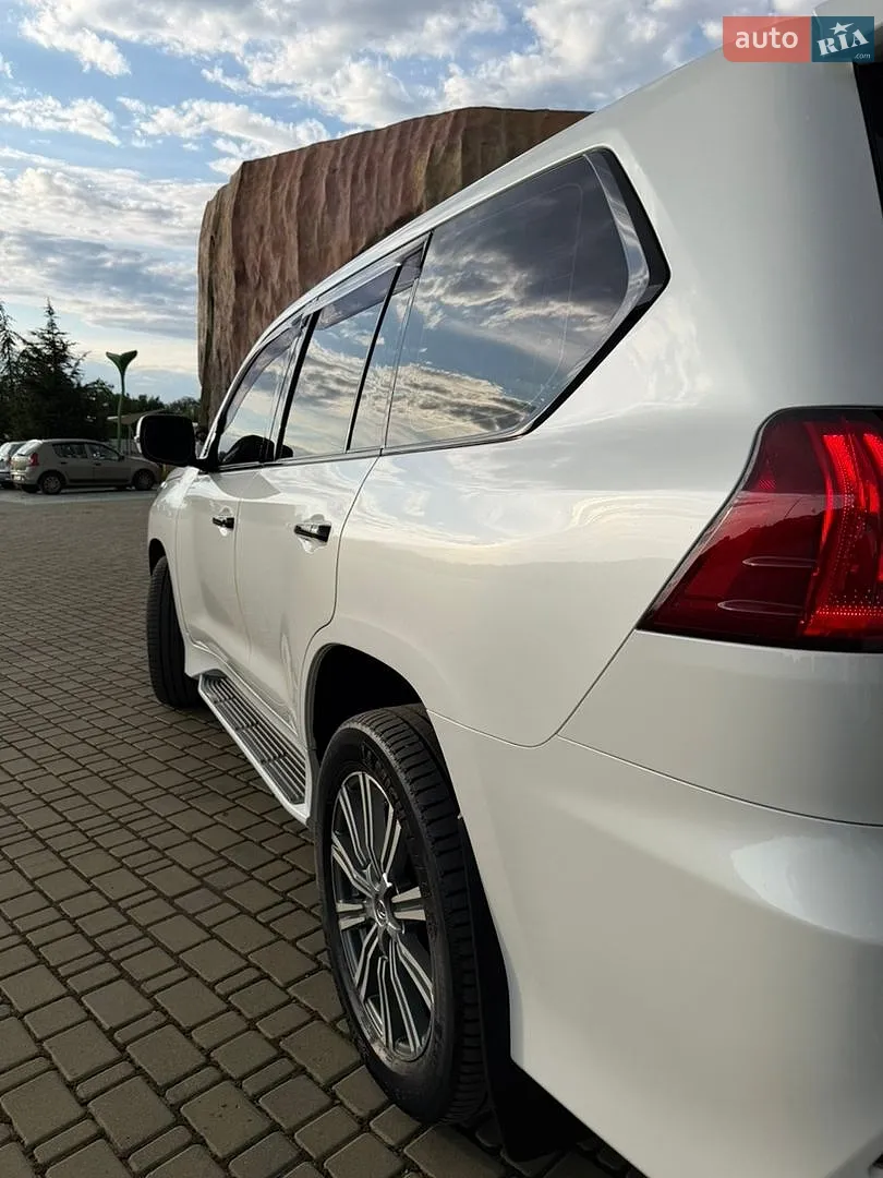 2015 Lexus LX - мініатюра 17