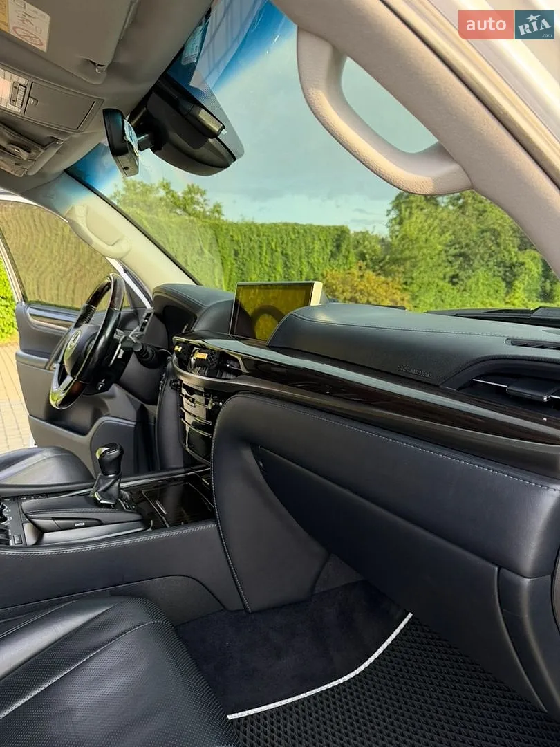 2015 Lexus LX - мініатюра 31