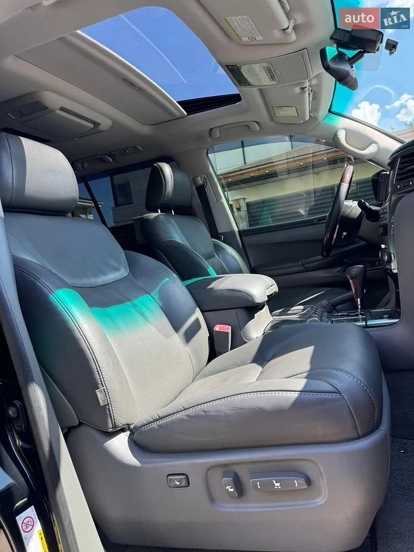 2010 Lexus LX - мініатюра 16