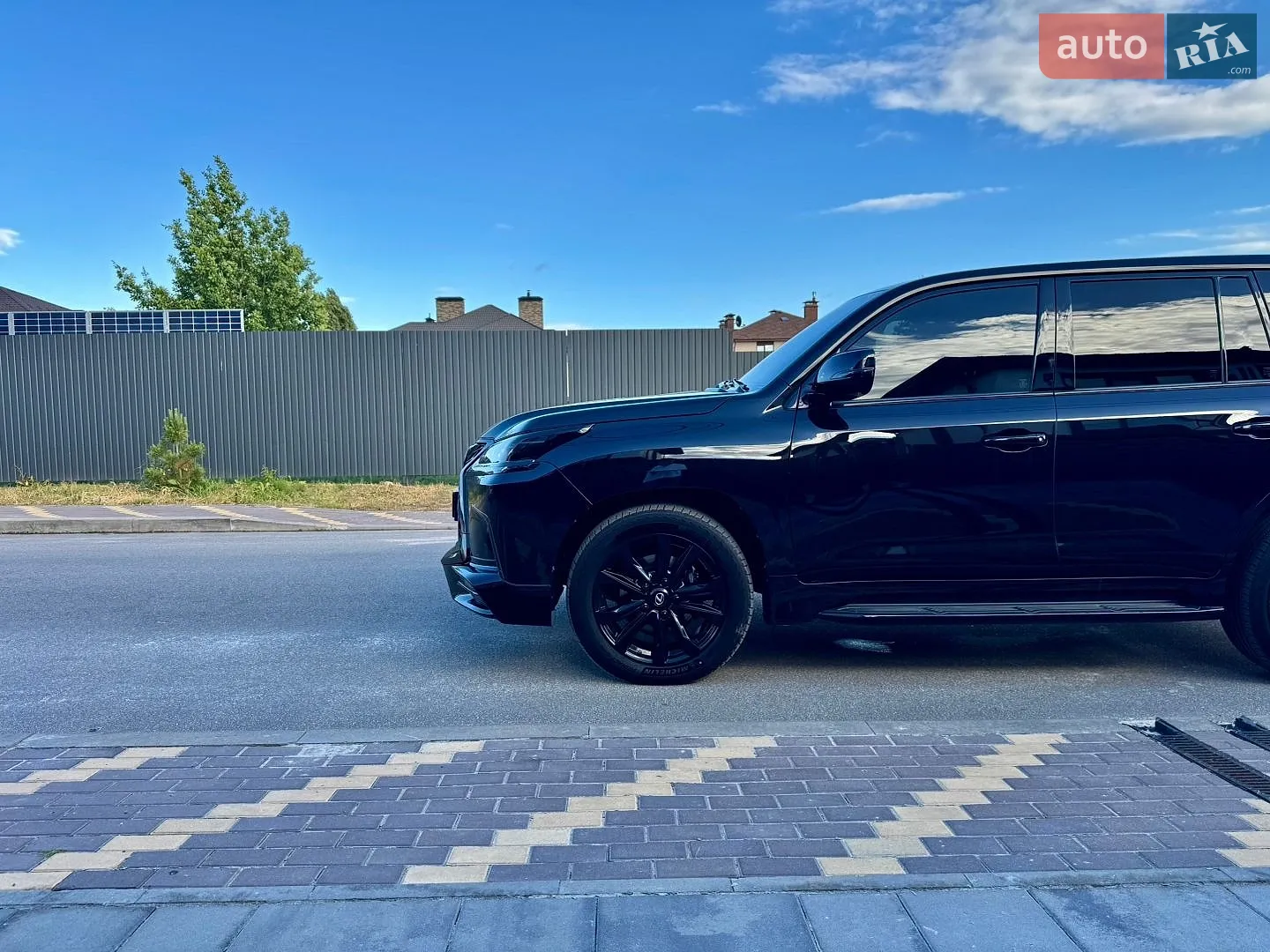 2016 Lexus LX - мініатюра 2