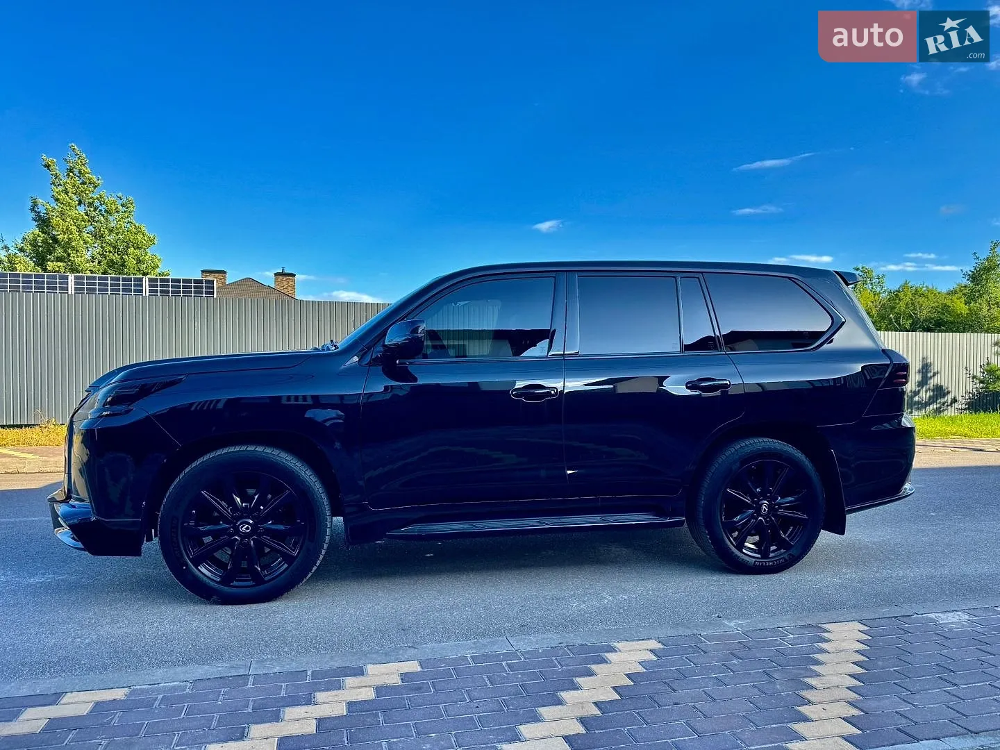 2016 Lexus LX - мініатюра 9