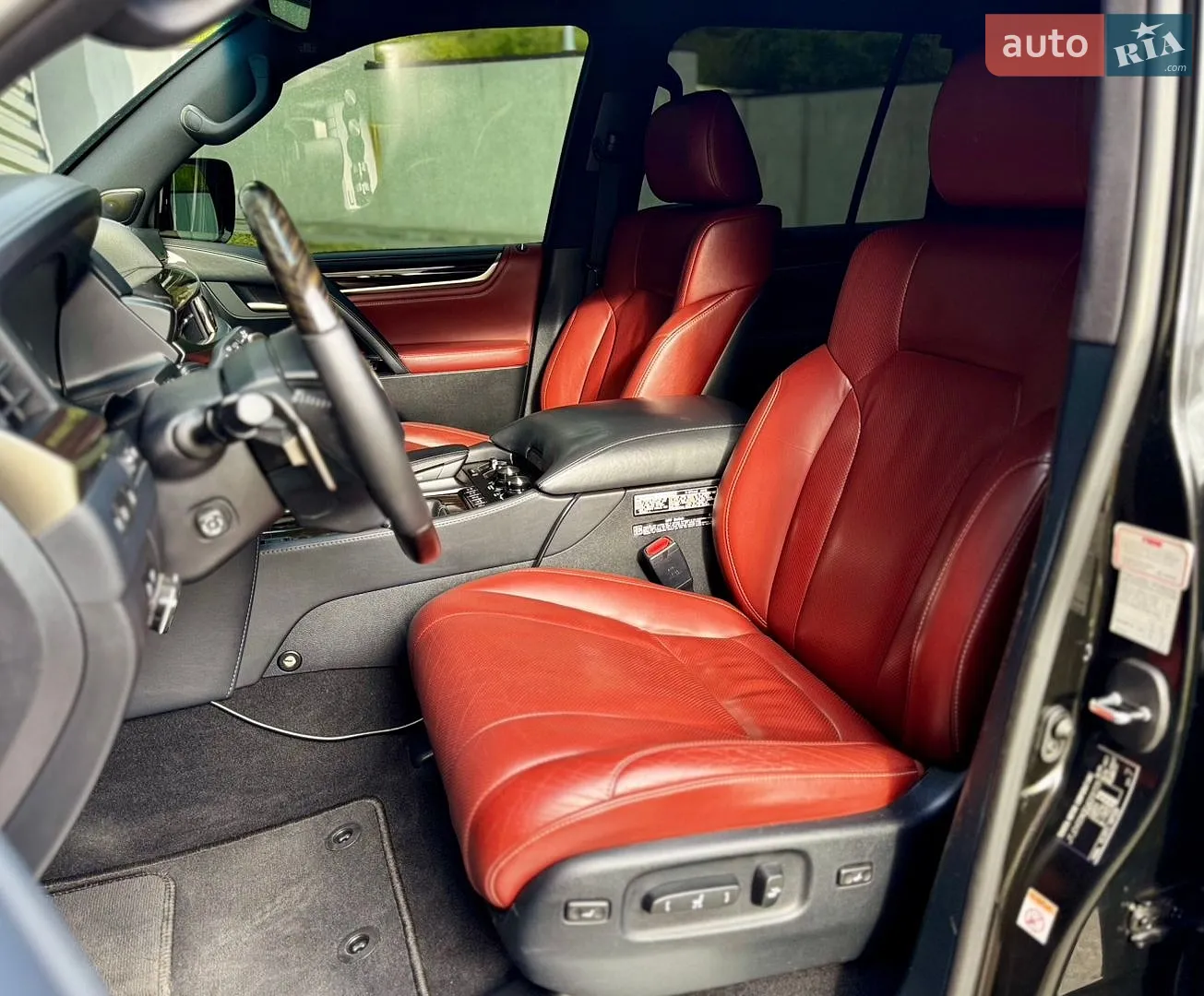 2018 Lexus LX - мініатюра 16