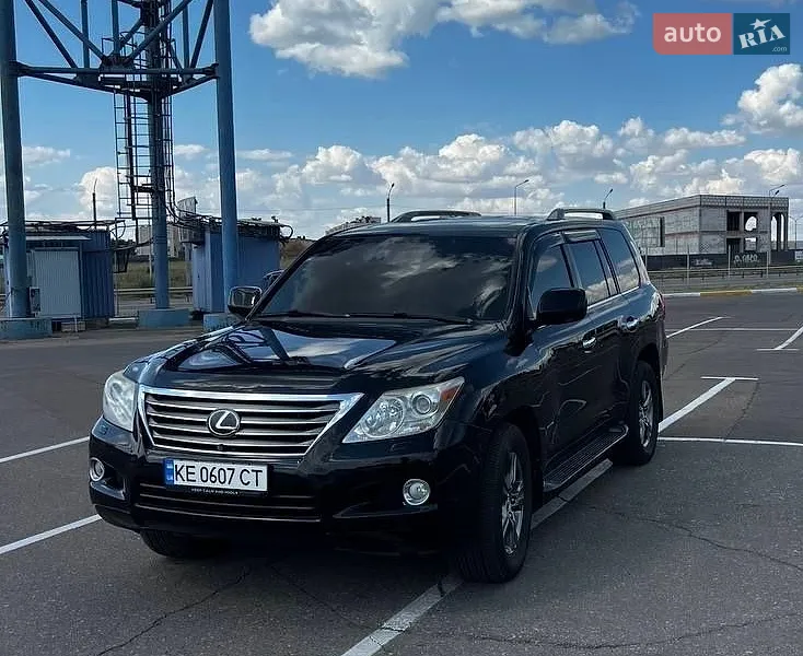 Lexus LX 2008