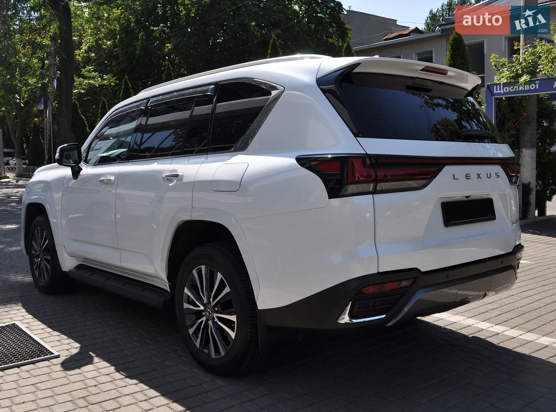2022 Lexus LX - мініатюра 4