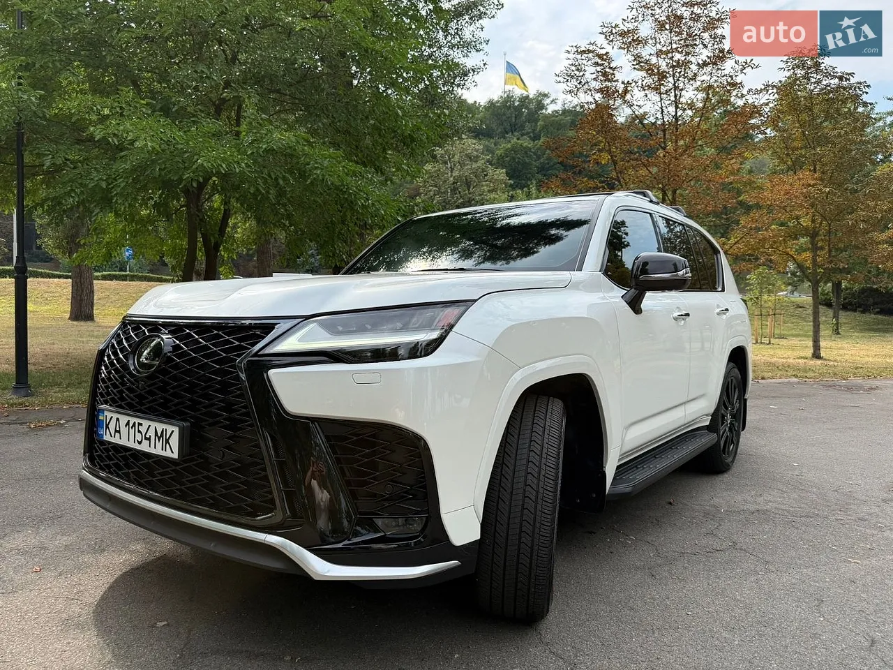 2022 Lexus LX - мініатюра 11
