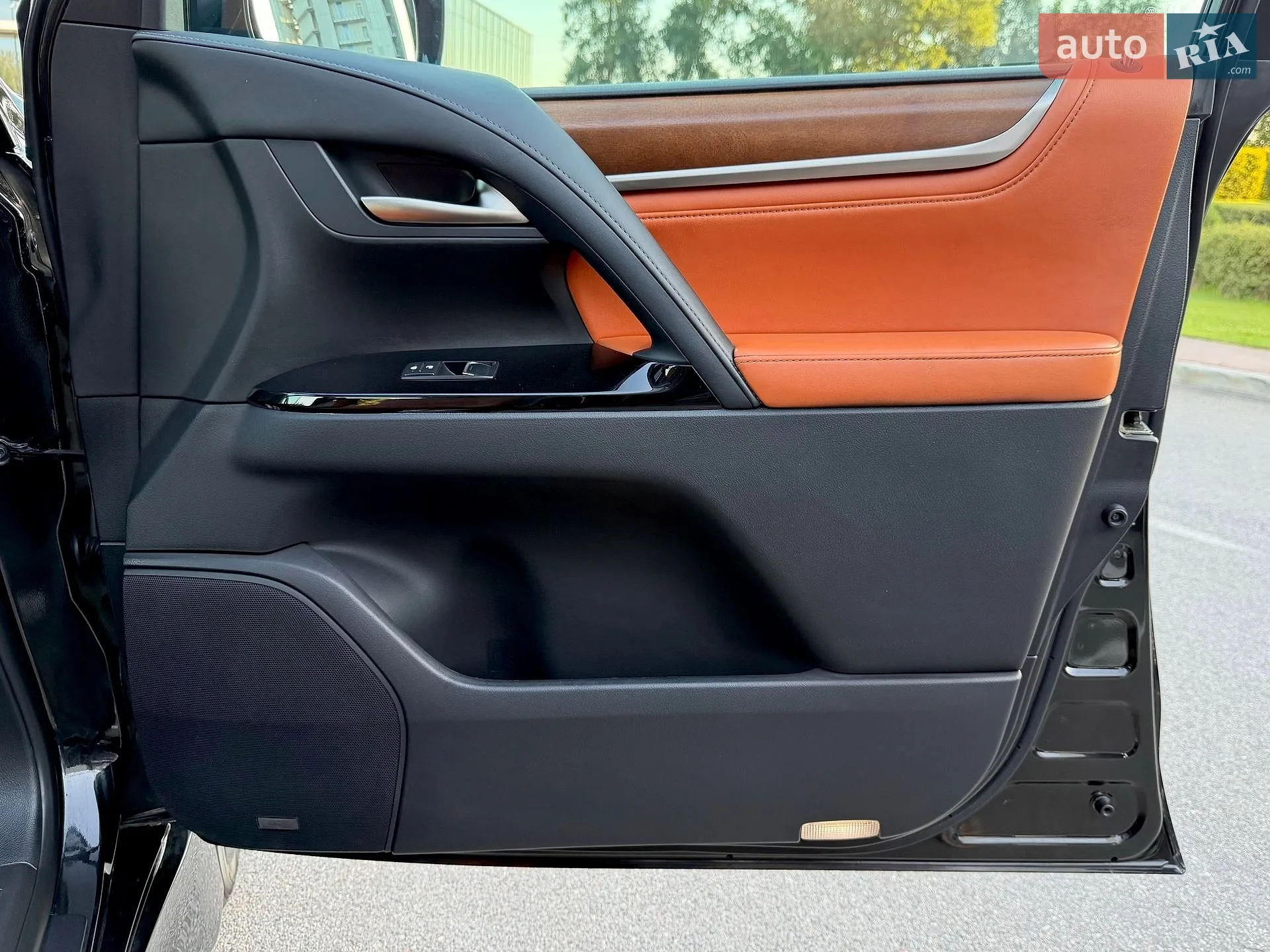 2016 Lexus LX - мініатюра 27