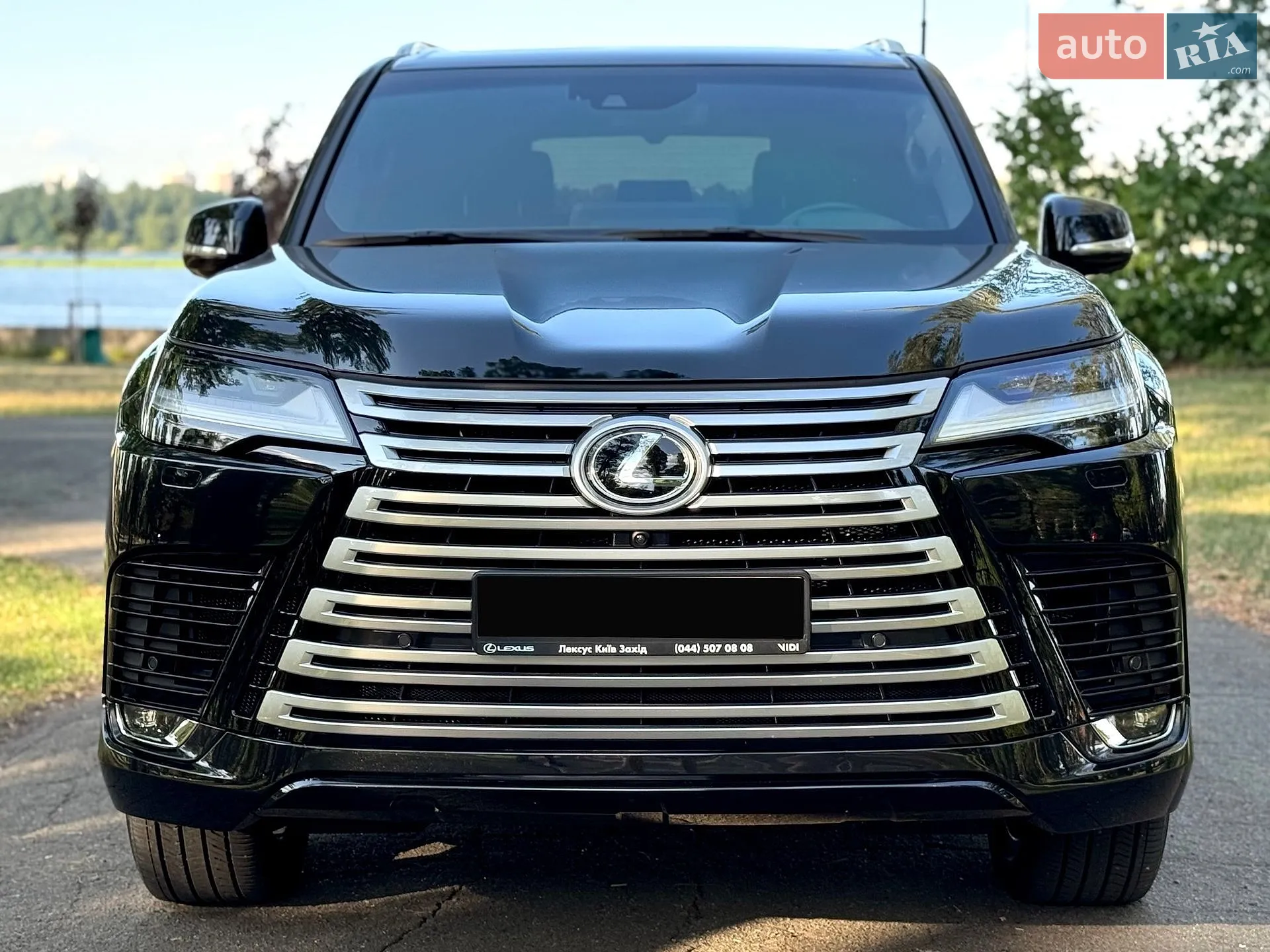 2022 Lexus LX - мініатюра 16
