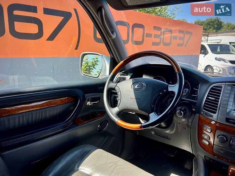 Позашляховик / Кросовер Lexus LX 2007 в Харкові