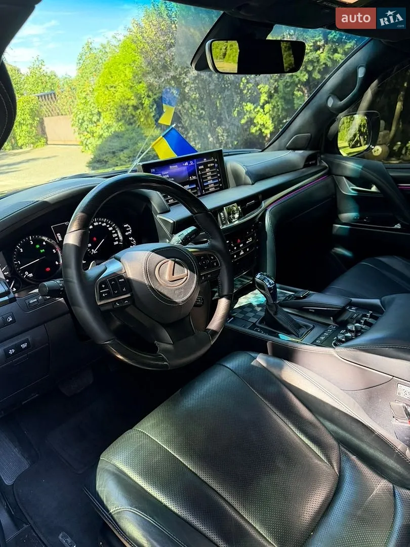 2017 Lexus LX - мініатюра 6