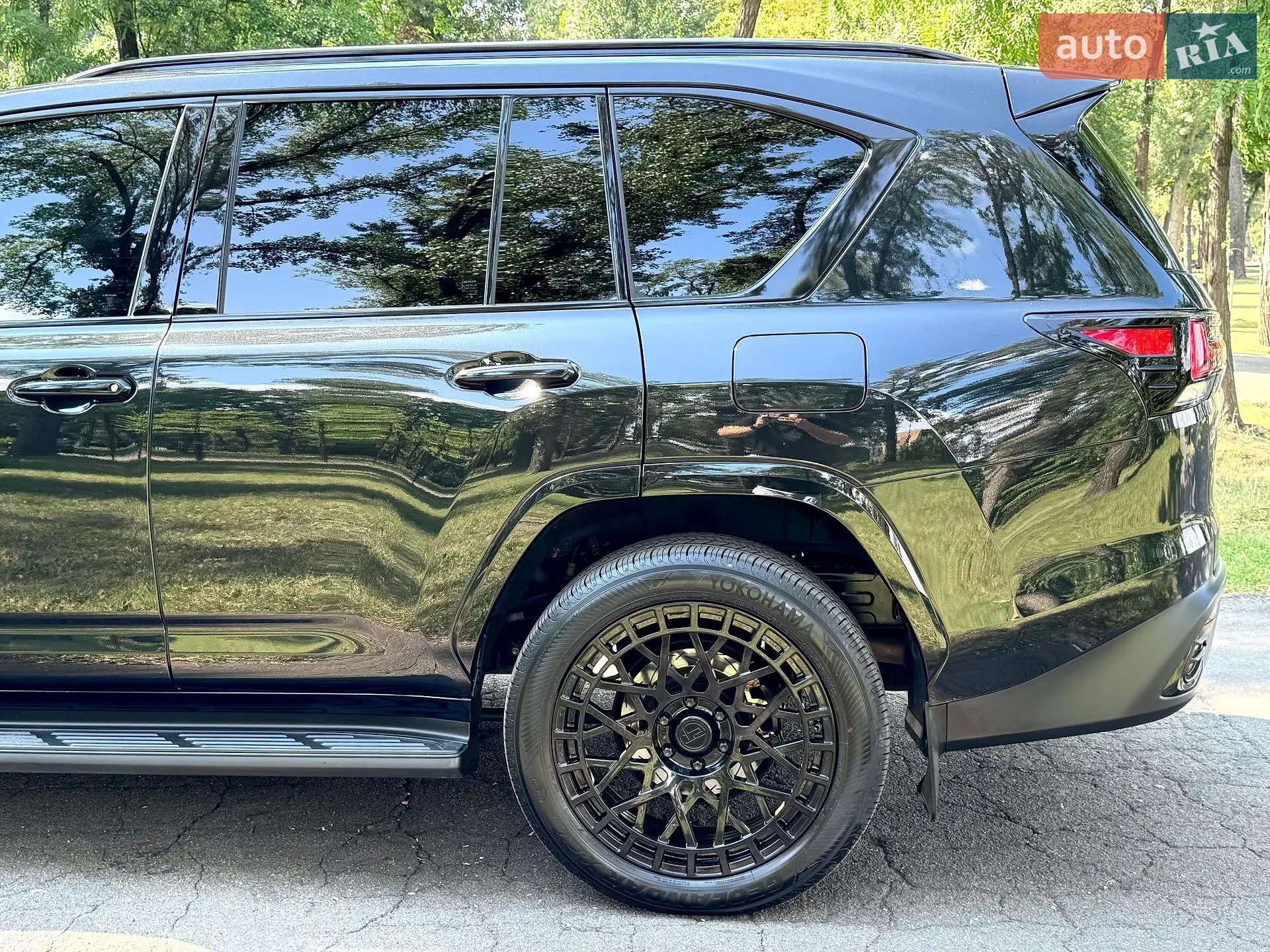 2023 Lexus LX - мініатюра 6