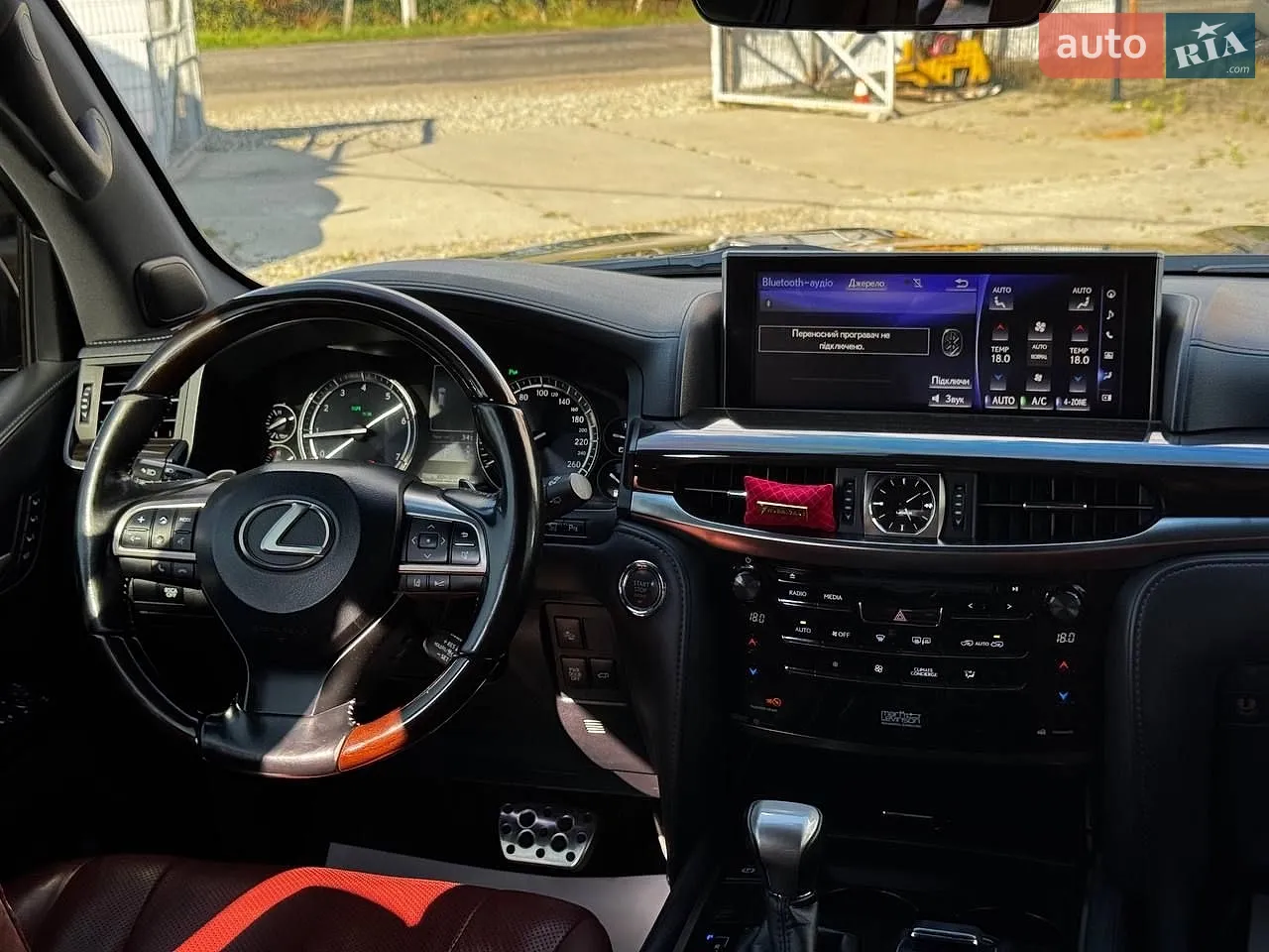 2017 Lexus LX - мініатюра 36