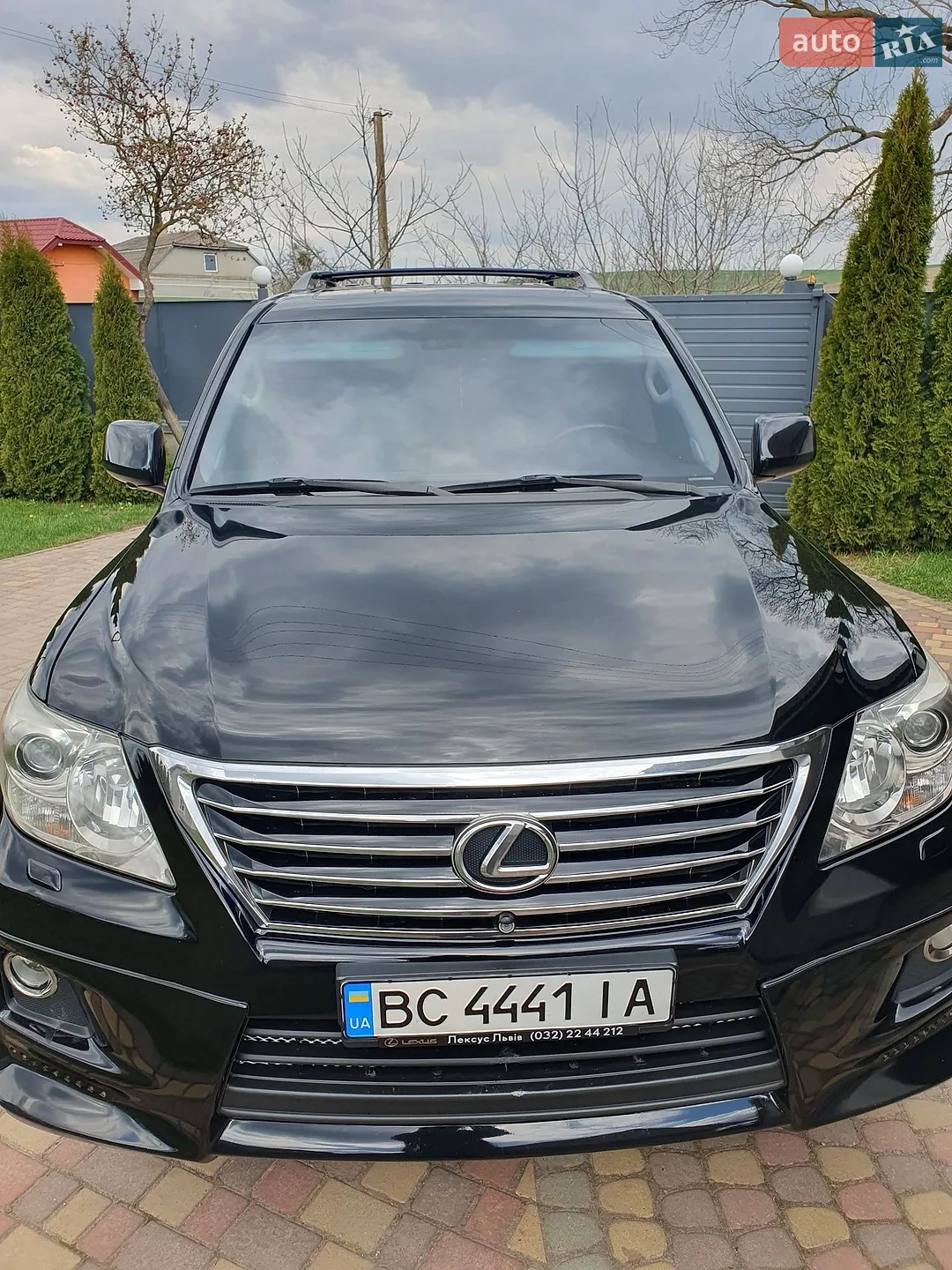 2010 Lexus LX - мініатюра 2