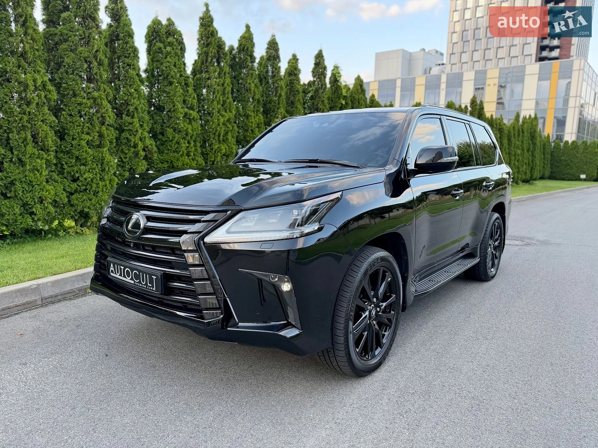 2019 Lexus LX - мініатюра 2