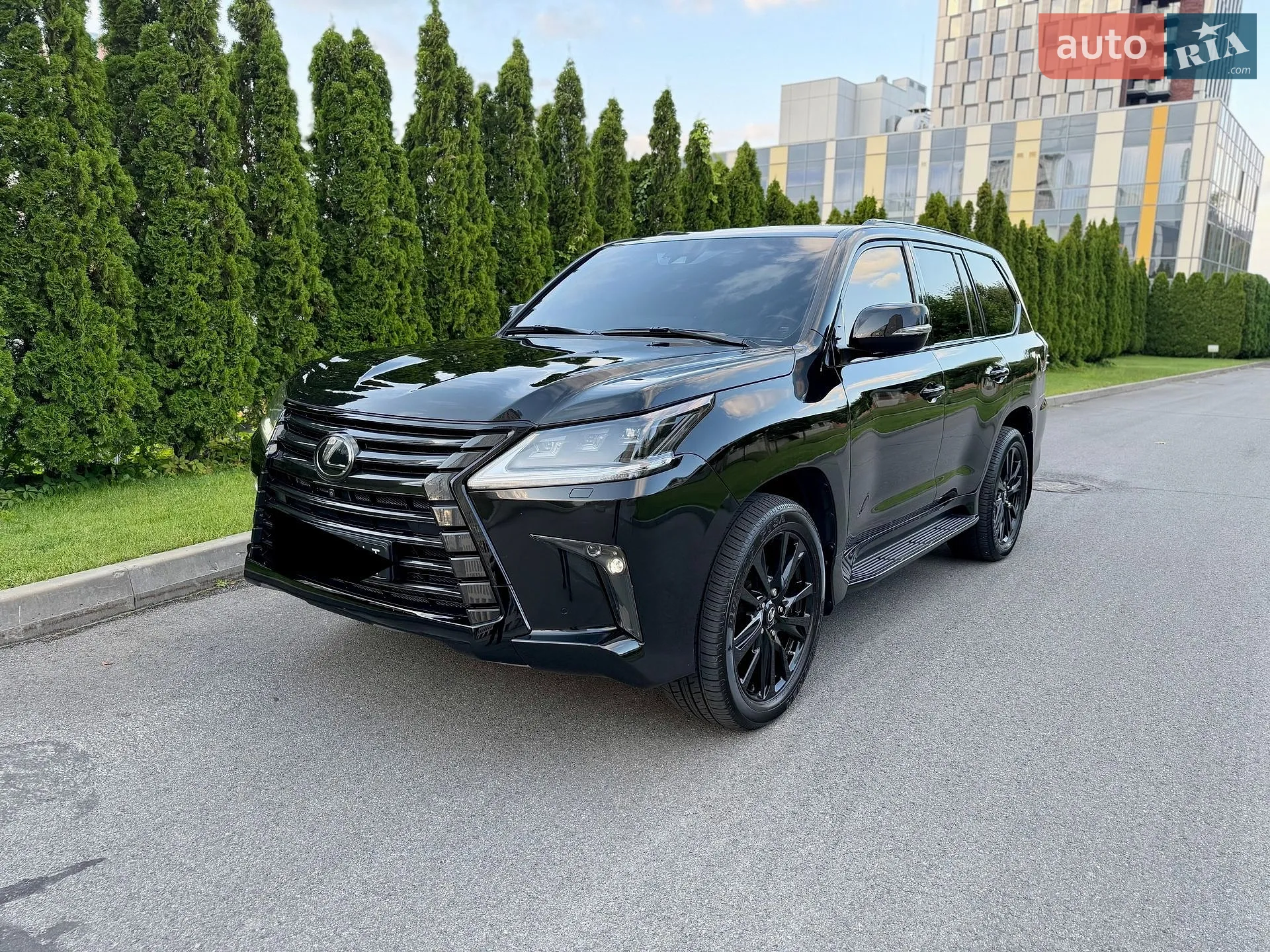 2019 Lexus LX - фото 1