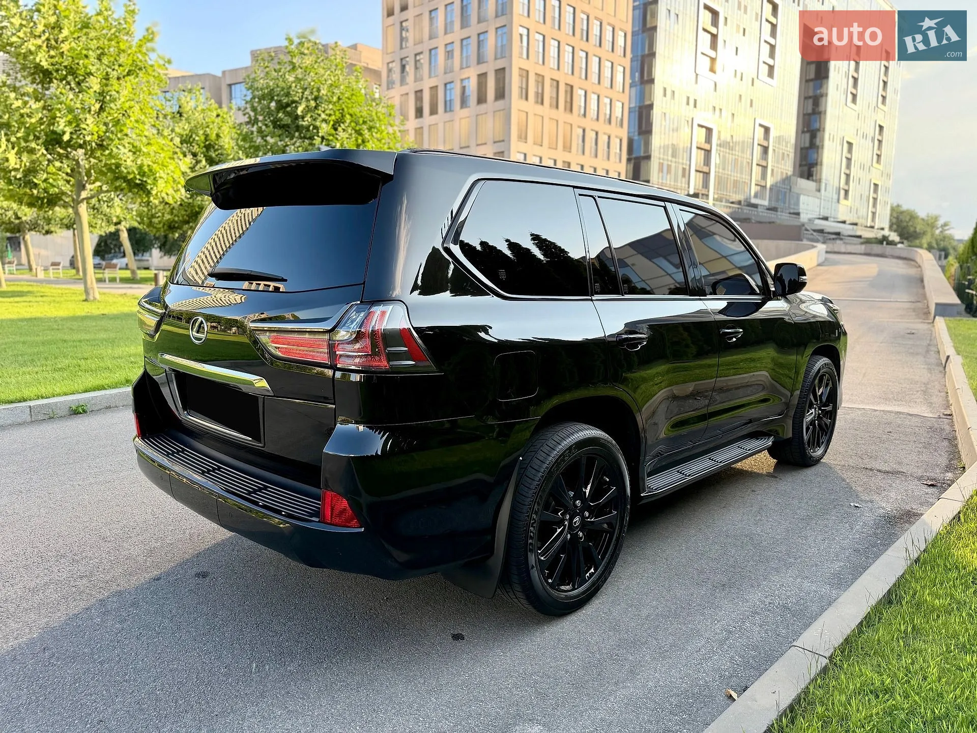 2019 Lexus LX - мініатюра 12