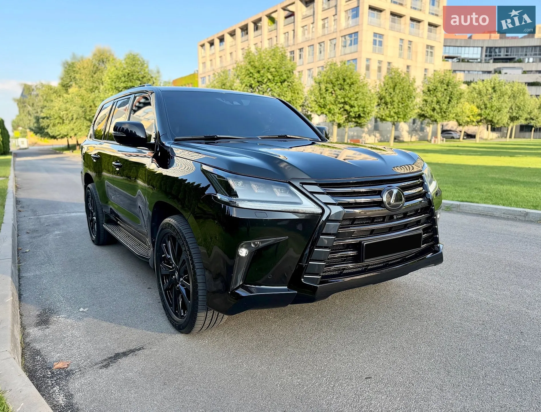 2019 Lexus LX - мініатюра 18