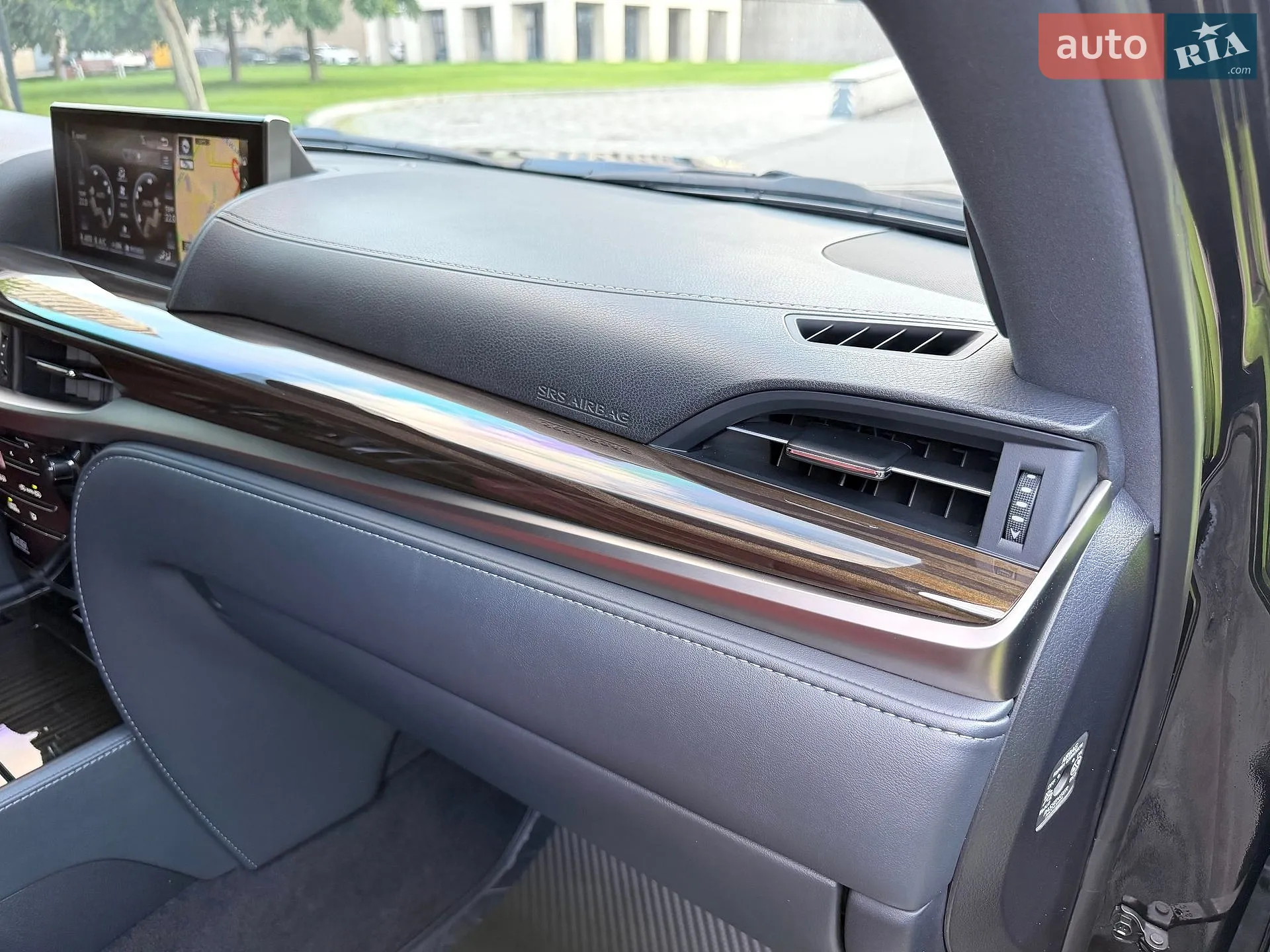 2019 Lexus LX - мініатюра 38