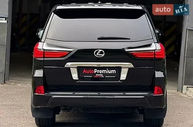 Lexus LX 2016