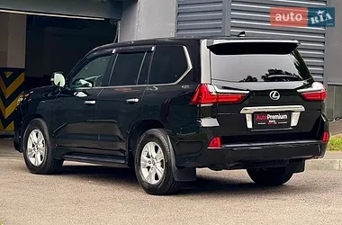 Lexus LX 2016