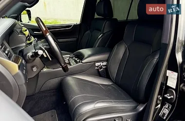 Lexus LX 2016