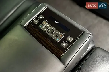 Lexus LX 2016
