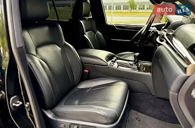 Lexus LX 2016