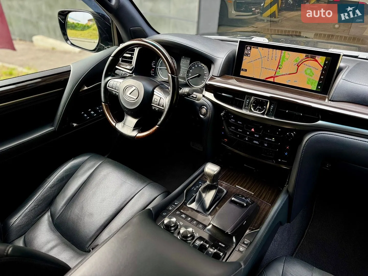 2016 Lexus LX - мініатюра 21