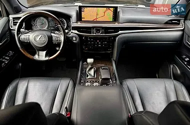 Lexus LX 2016