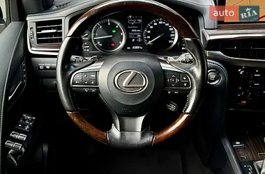 Lexus LX 2016