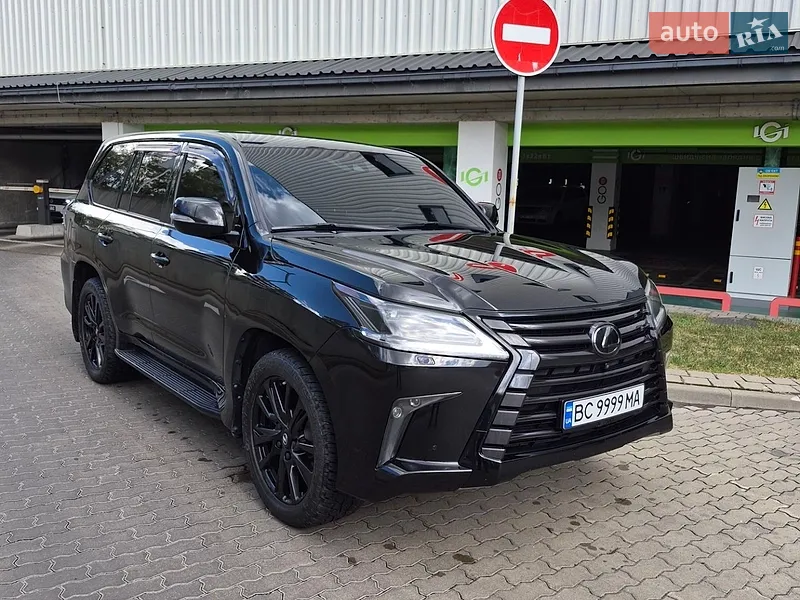 Lexus LX 2019