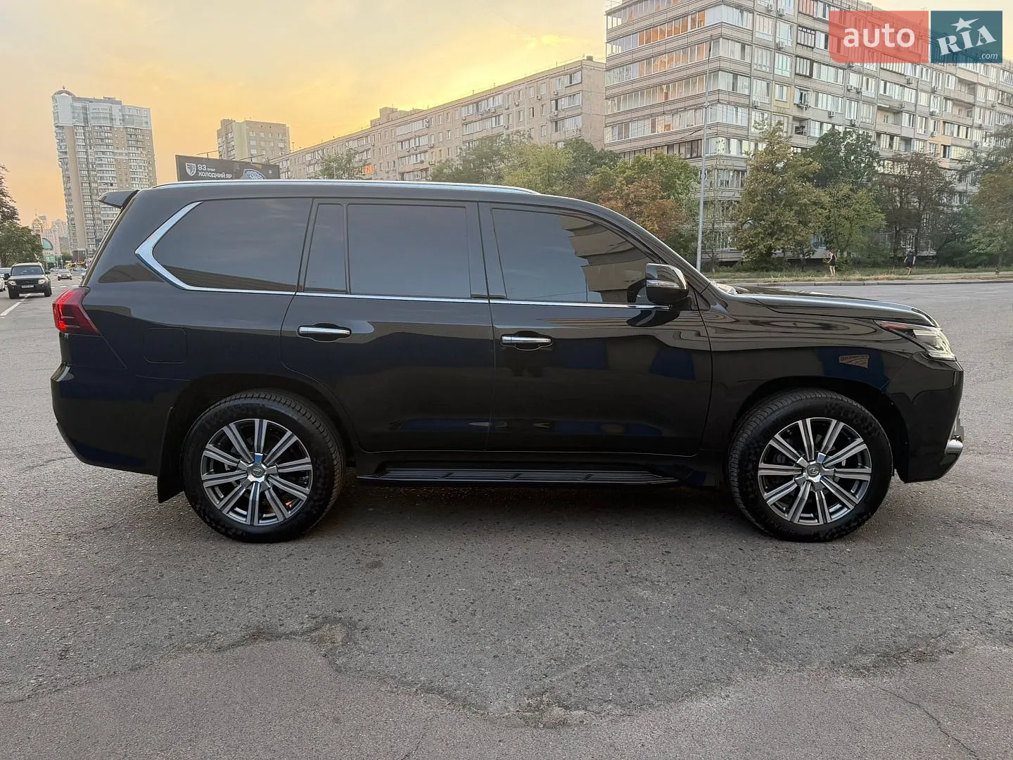 2016 Lexus LX - мініатюра 4