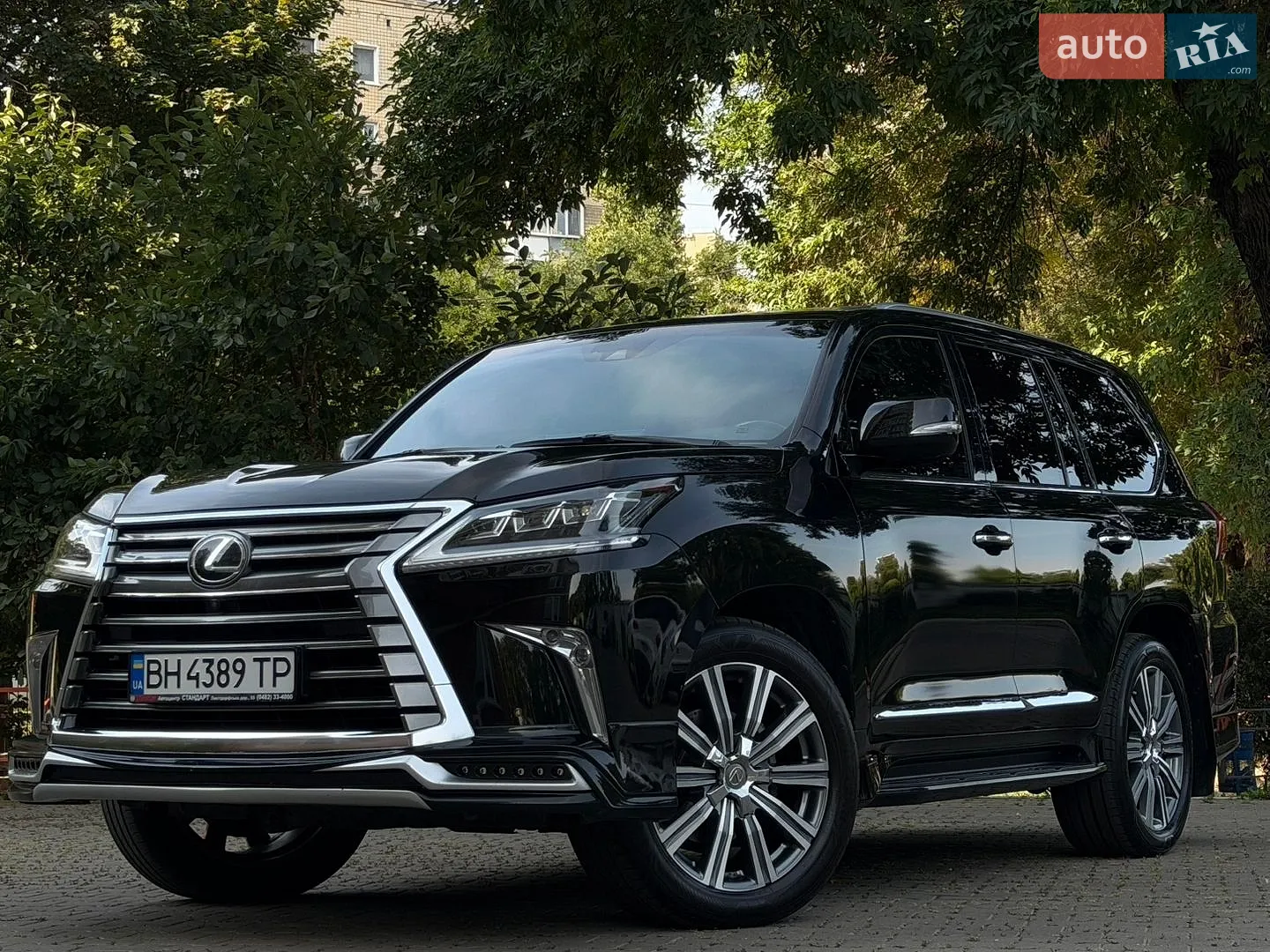 2016 Lexus LX - мініатюра 8