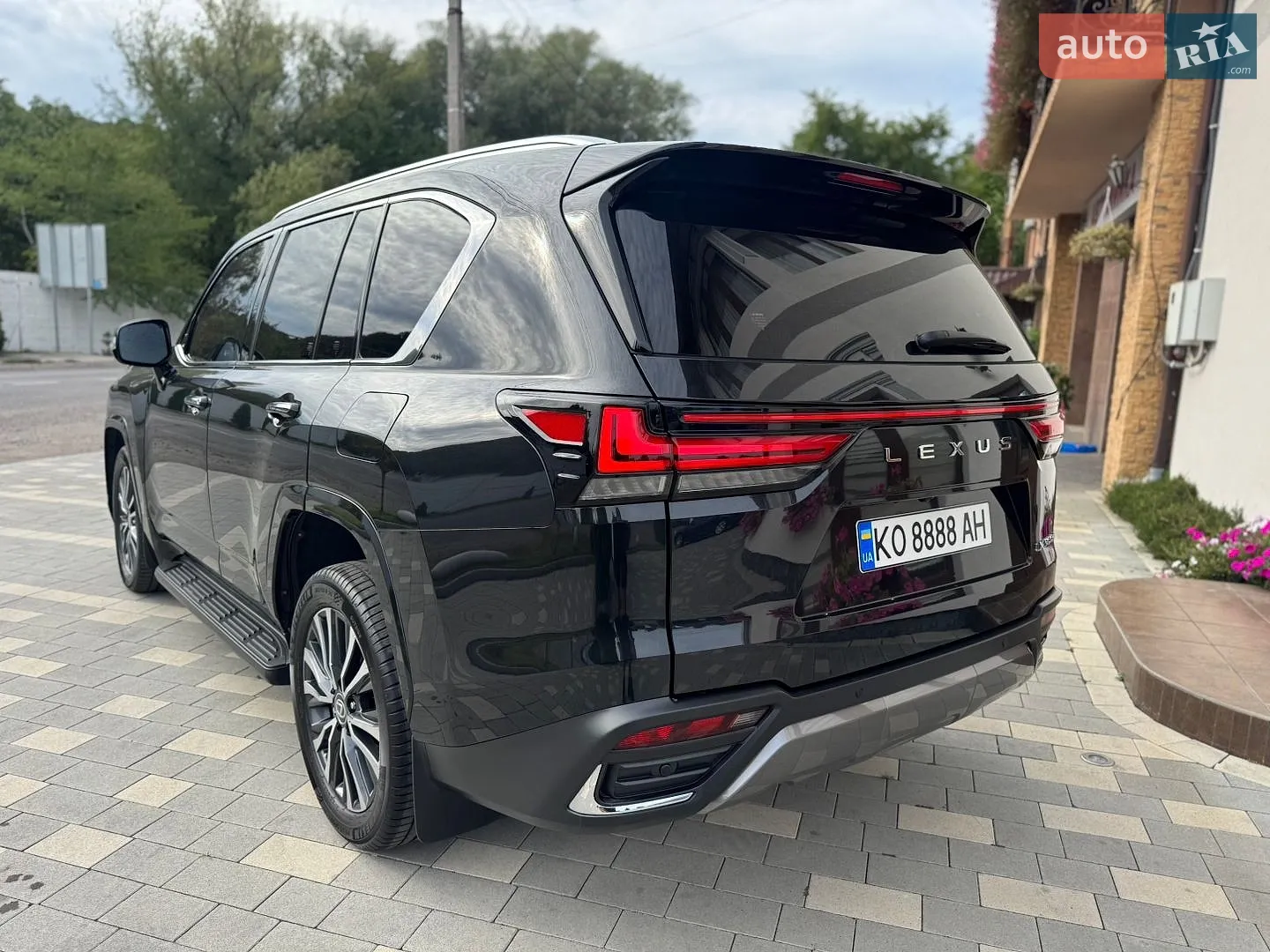 2023 Lexus LX - мініатюра 9