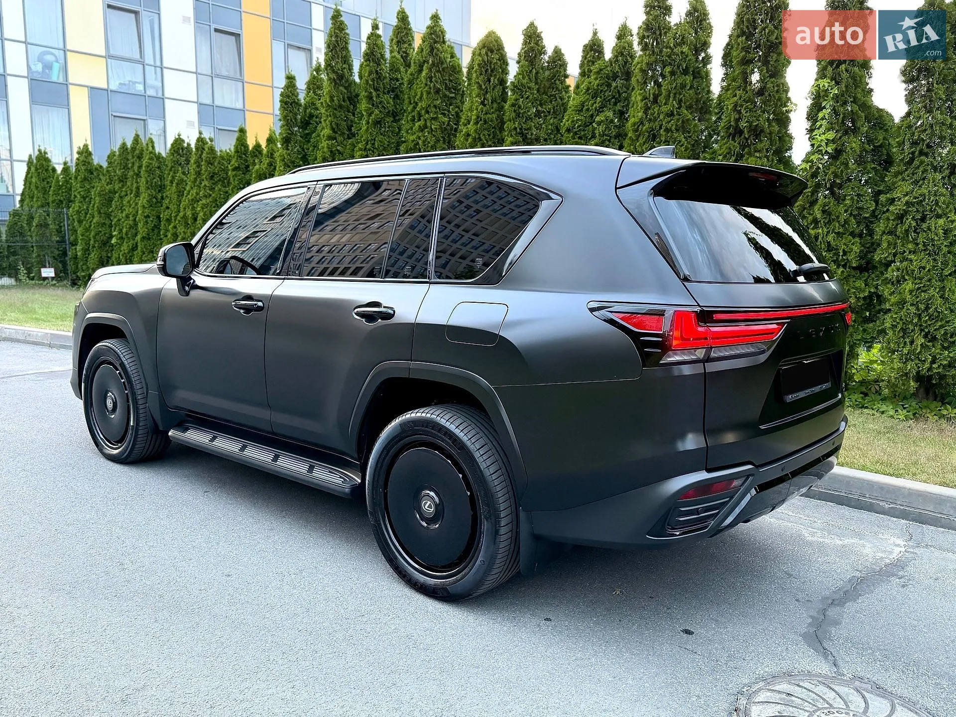 2025 Lexus LX - мініатюра 8