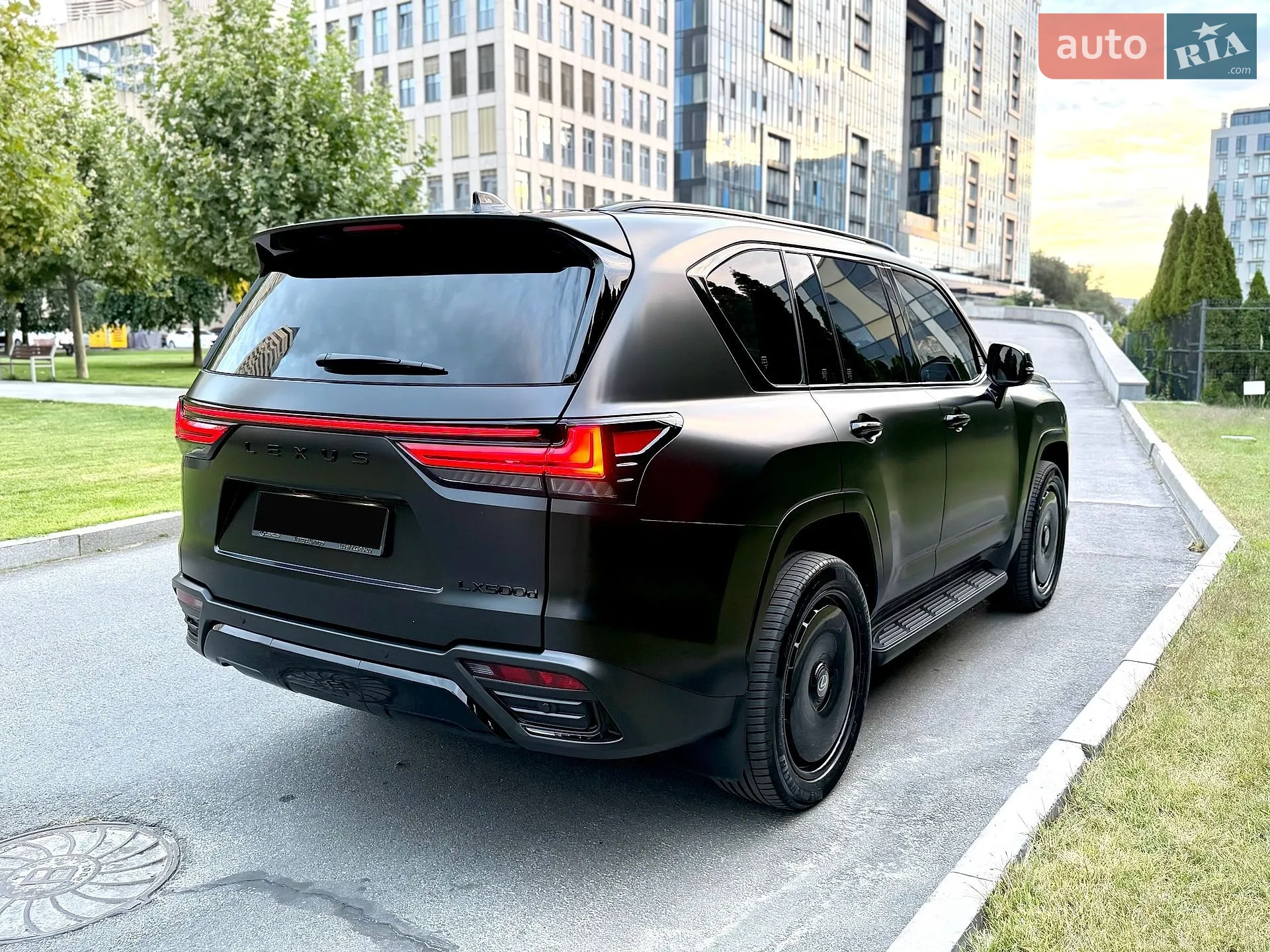 2025 Lexus LX - мініатюра 13
