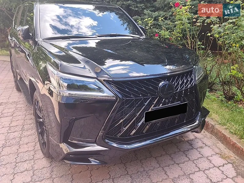Lexus LX 2016