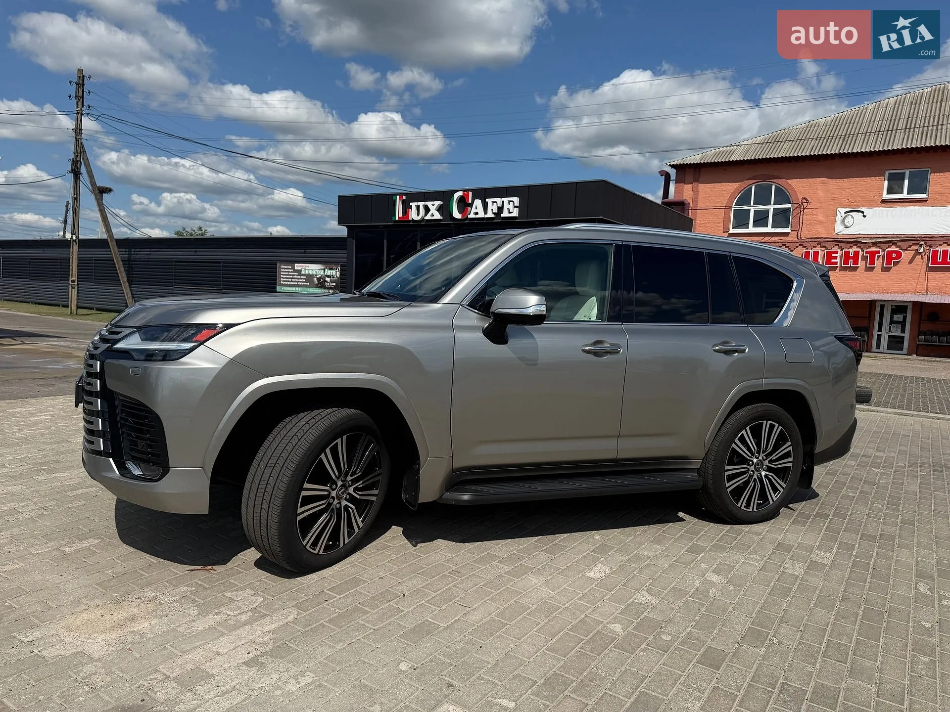 2022 Lexus LX - мініатюра 5