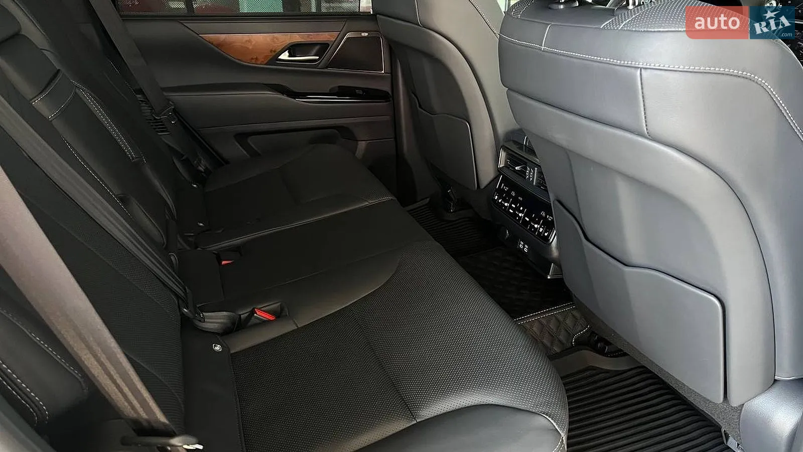 2025 Lexus LX - мініатюра 7